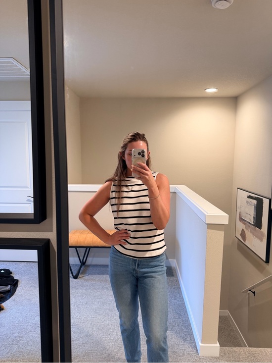 Old Navy Tops - Old Navy Black & White Striped Sleeveless Tank